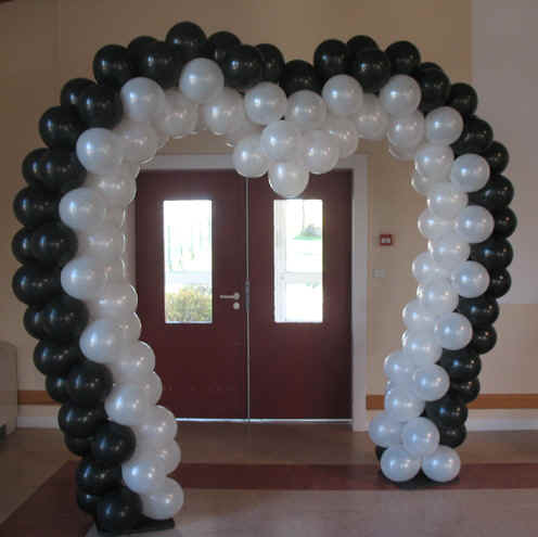 A few examples here below A balloon arch can embellish your wedding and 